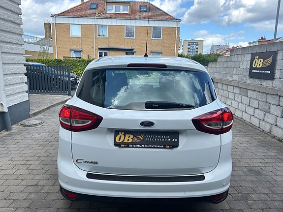 Ford C-Max 11 of 25