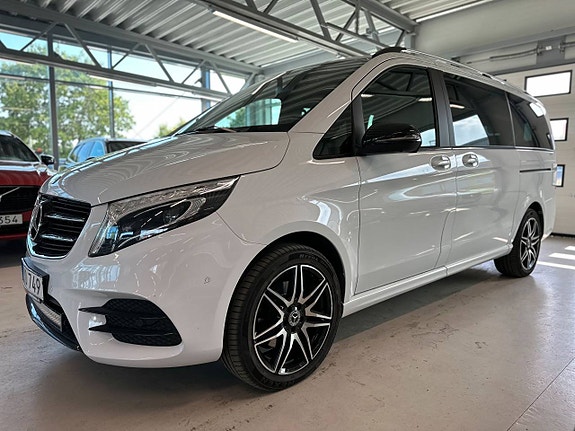 Mercedes-Benz V250 8 of 27