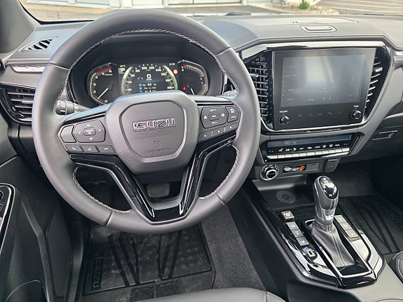 Isuzu D-max 10 of 21