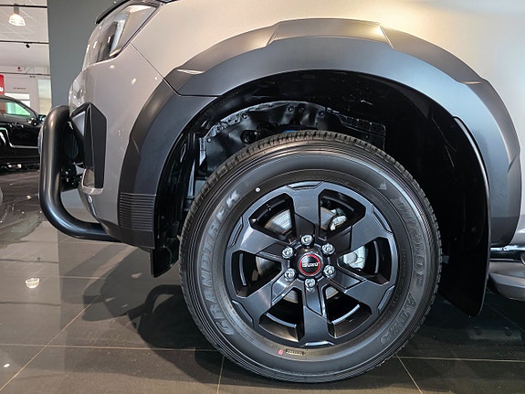 Isuzu D-max 9 of 21