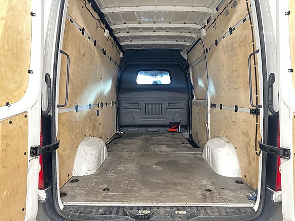Volkswagen Crafter 35 11 of 12