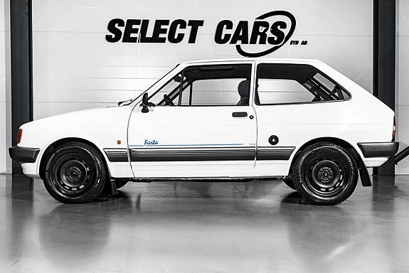 Ford Fiesta 3 of 26