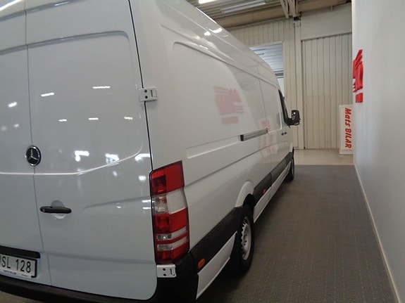 Mercedes-Benz Sprinter 316 4 of 5