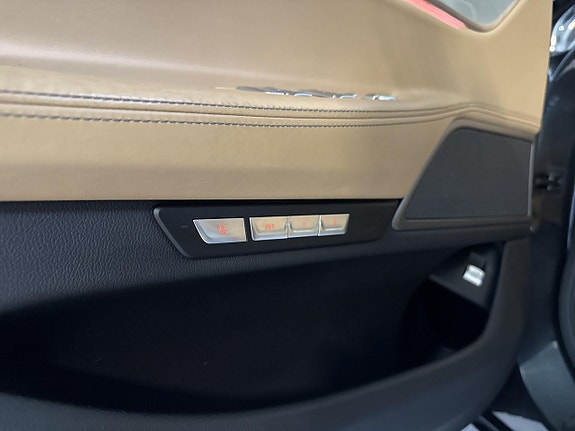 BMW 750d 23 of 30
