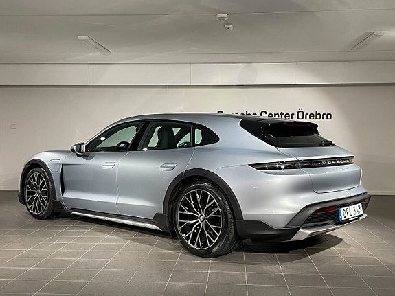 Porsche Taycan 4 2 of 5