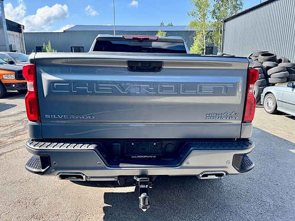 Chevrolet Silverado 1500 3 of 10