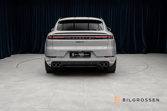 Porsche Cayenne Coupe 4 of 5