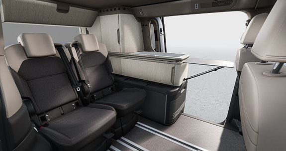 Volkswagen California 13 of 16