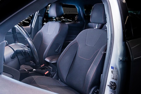 Ford Focus 15 of 24
