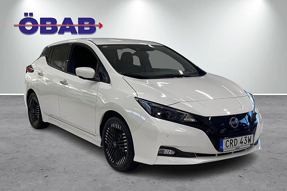 Nissan Leaf 3 of 5