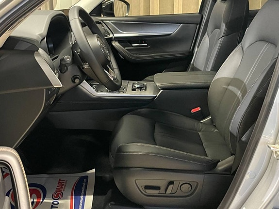 Mazda CX-60 12 of 12