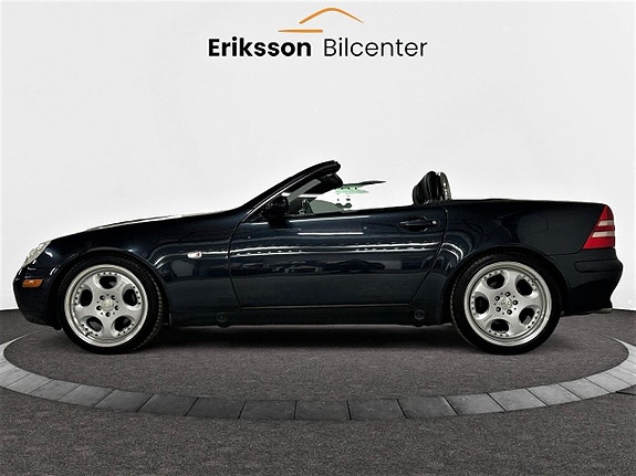 Mercedes-Benz SLK200 7 of 24