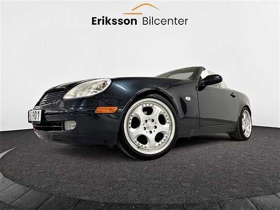 Mercedes-Benz SLK200 12 of 24