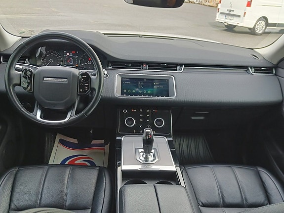 Land Rover Range Rover Evoque 20 of 27