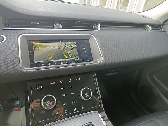 Land Rover Range Rover Evoque 14 of 27