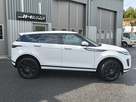 Land Rover Range Rover Evoque 4 of 5