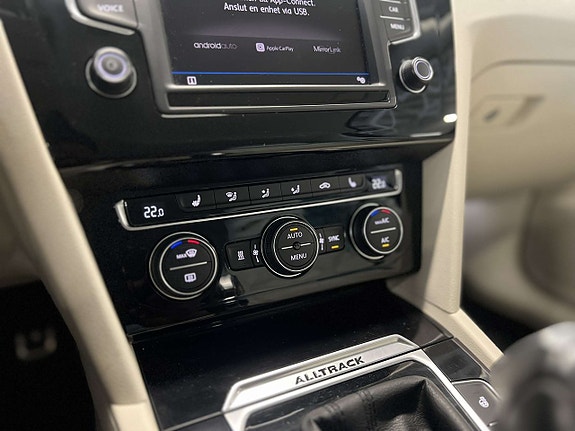 Volkswagen Passat Alltrack 26 of 26