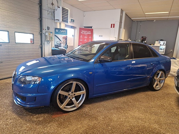Audi A4 5 of 5