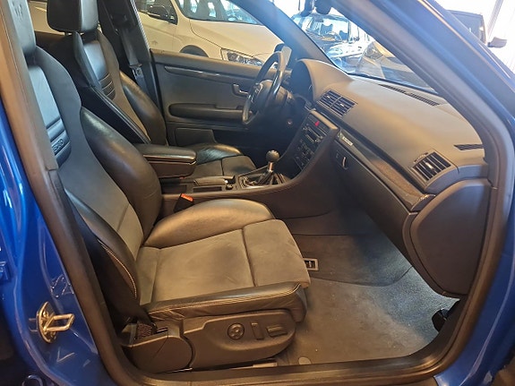 Audi A4 14 of 18