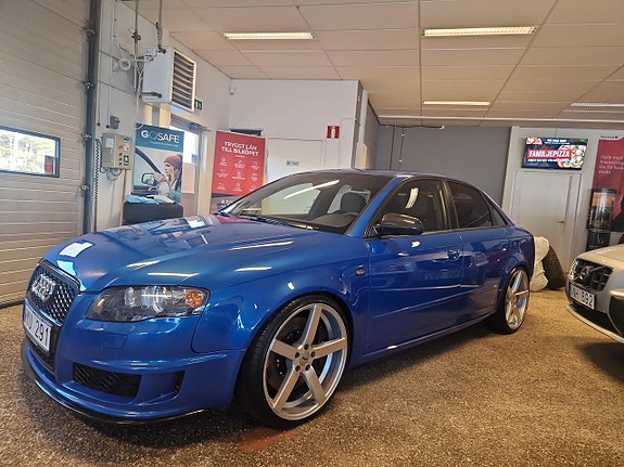 Audi A4 4 of 5