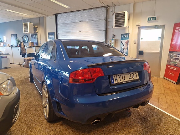 Audi A4 7 of 18