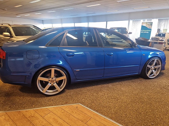 Audi A4 8 of 18