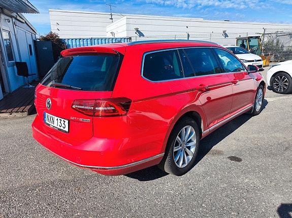 Volkswagen Passat 7 of 8