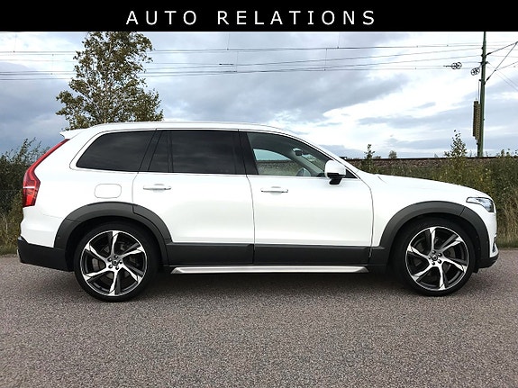 Volvo XC90 5 of 6