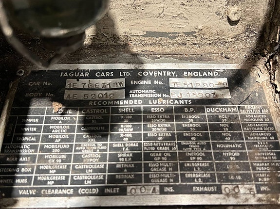 Jaguar E-TYPE 14 of 16