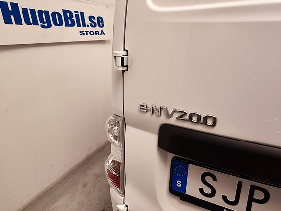 Nissan e-NV200 4 of 5
