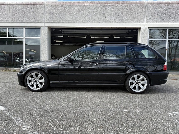 BMW 330i 4 of 16