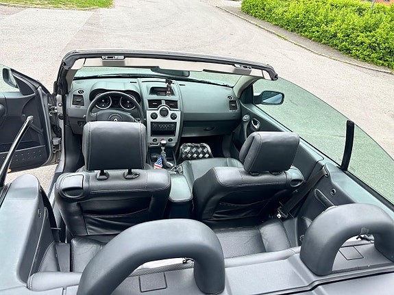 Renault Megane II 8 of 11