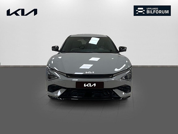 Kia EV6 2 of 20