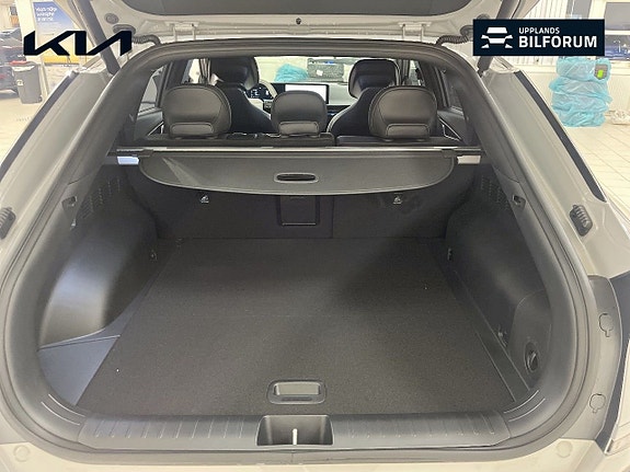Kia EV6 14 of 20