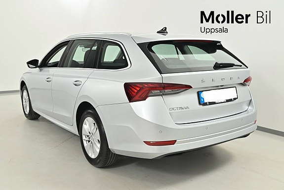 Skoda Octavia 3 of 5