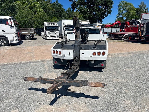GMC Sierra 9 of 30