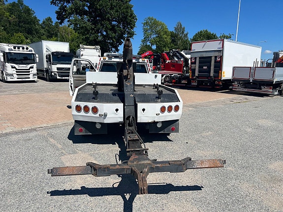 GMC Sierra 8 of 30