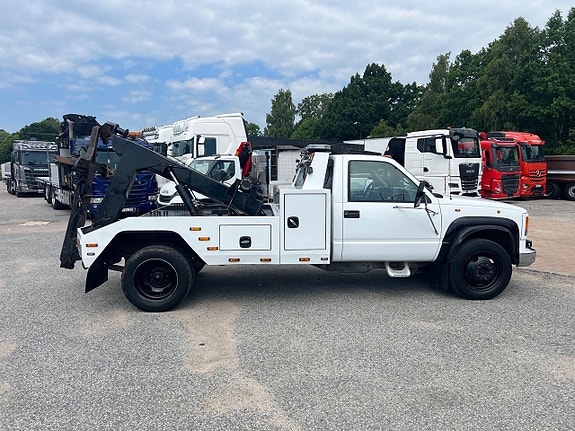 GMC Sierra 25 of 30