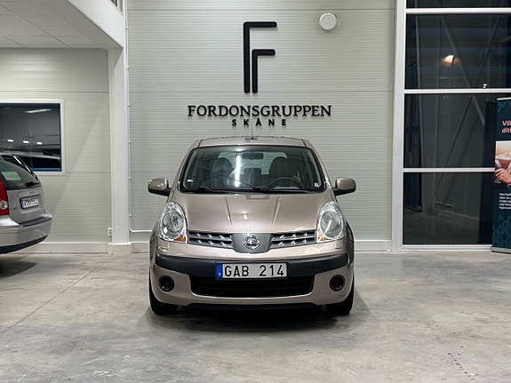 Nissan Note 2 of 22