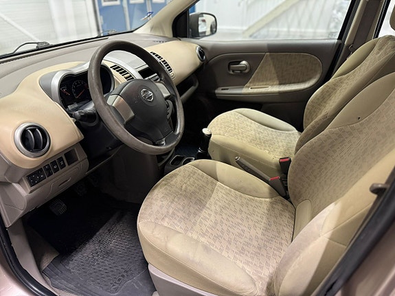 Nissan Note 17 of 22