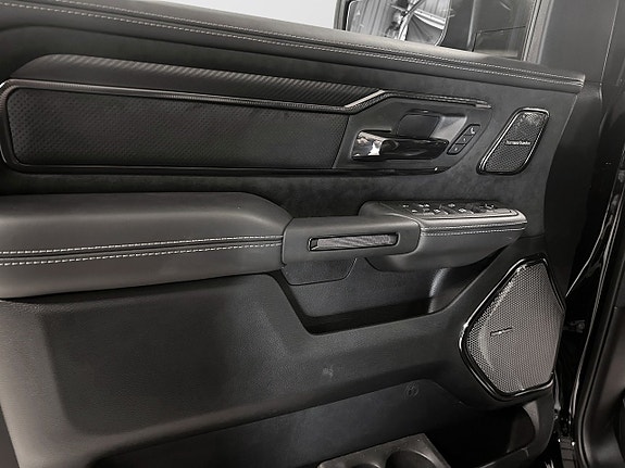 Dodge RAM 1500 23 of 30