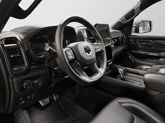 Dodge RAM 1500 7 of 30