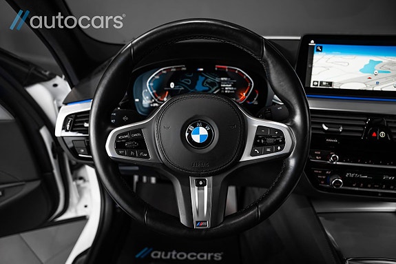 BMW 520 16 of 30
