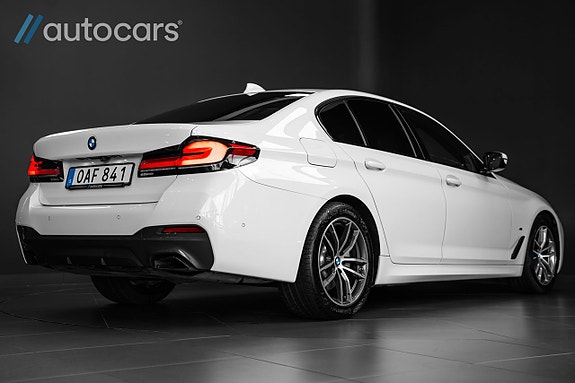 BMW 520 3 of 5