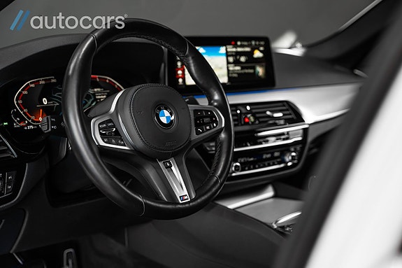BMW 520 15 of 30