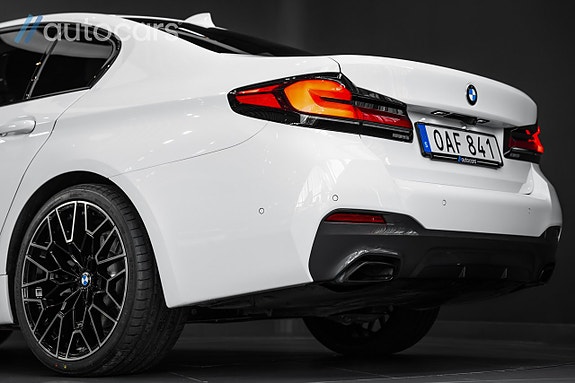 BMW 520 13 of 30