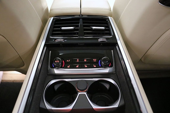 BMW 750Li 21 of 29