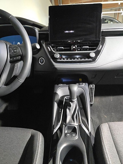 Suzuki Swace 8 of 11