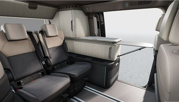Volkswagen California 4 of 5