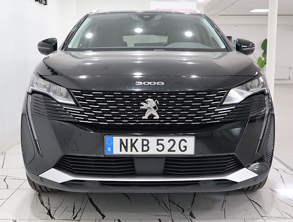 Peugeot 3008 2 of 5